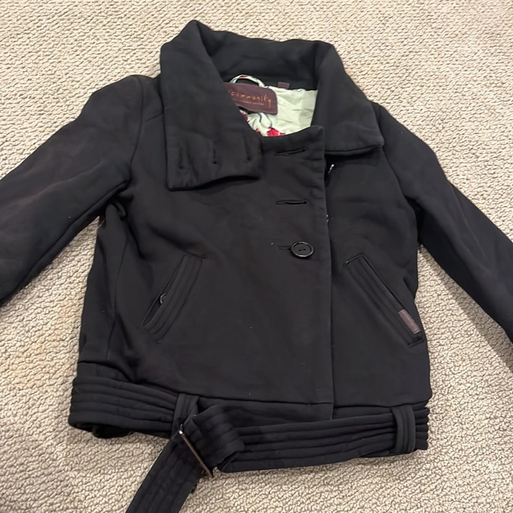 Aritzia Community Organic Cotton Bomber Jacket with belt - Picture 5 of 14